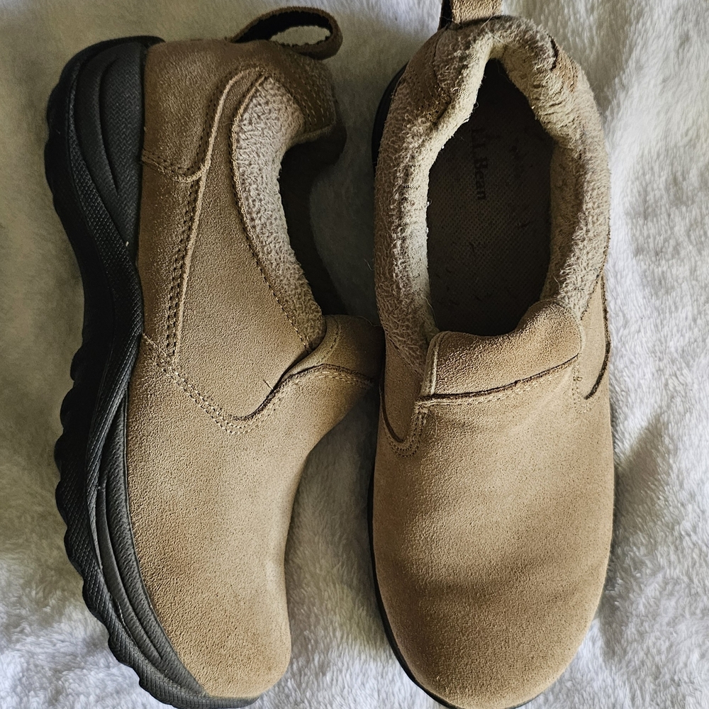 LL Bean Tan Suede Leather Slip-On Comfort Loafers - Womens